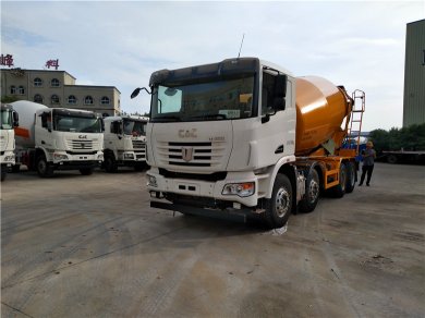 联合10-12方混凝土轻量化搅拌车